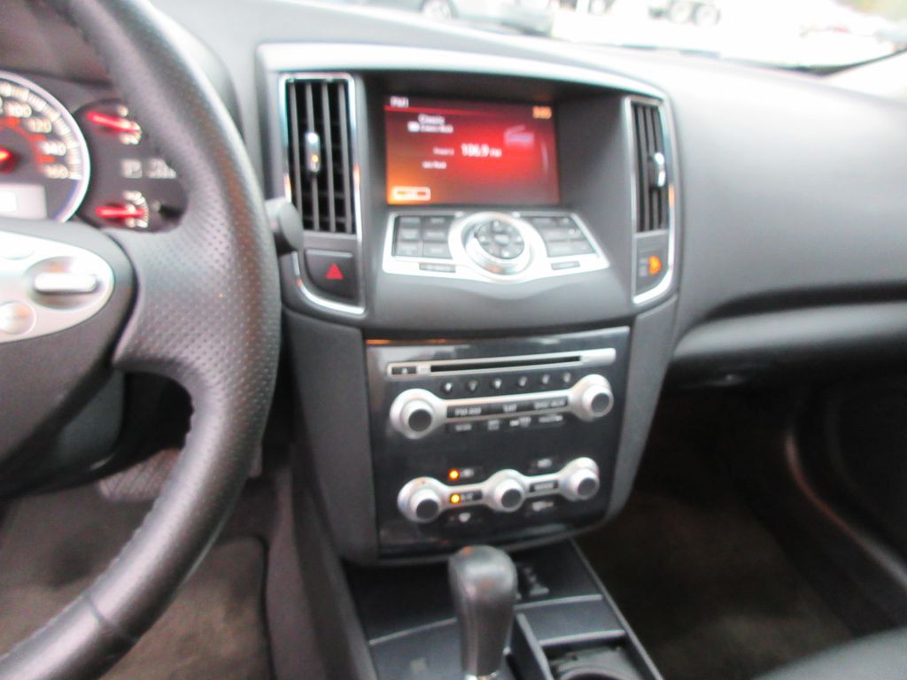 2014 Nissan Maxima Image 9