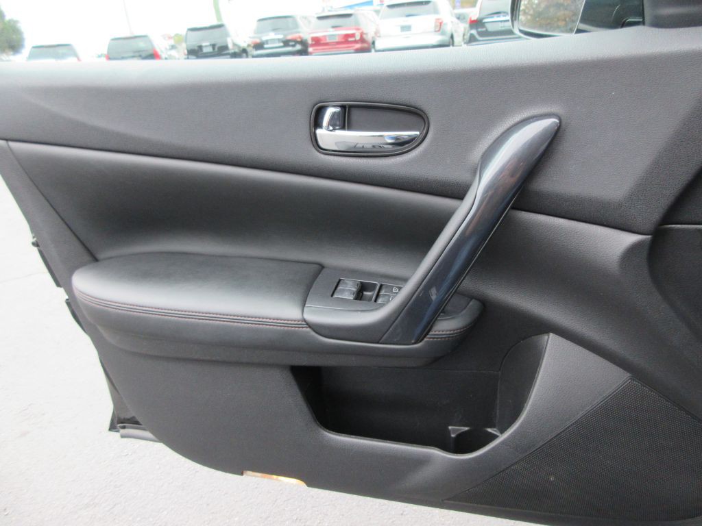 2014 Nissan Maxima Image 10