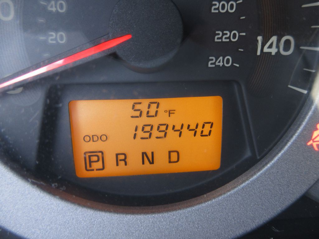 2011 Toyota Rav4 Image 8