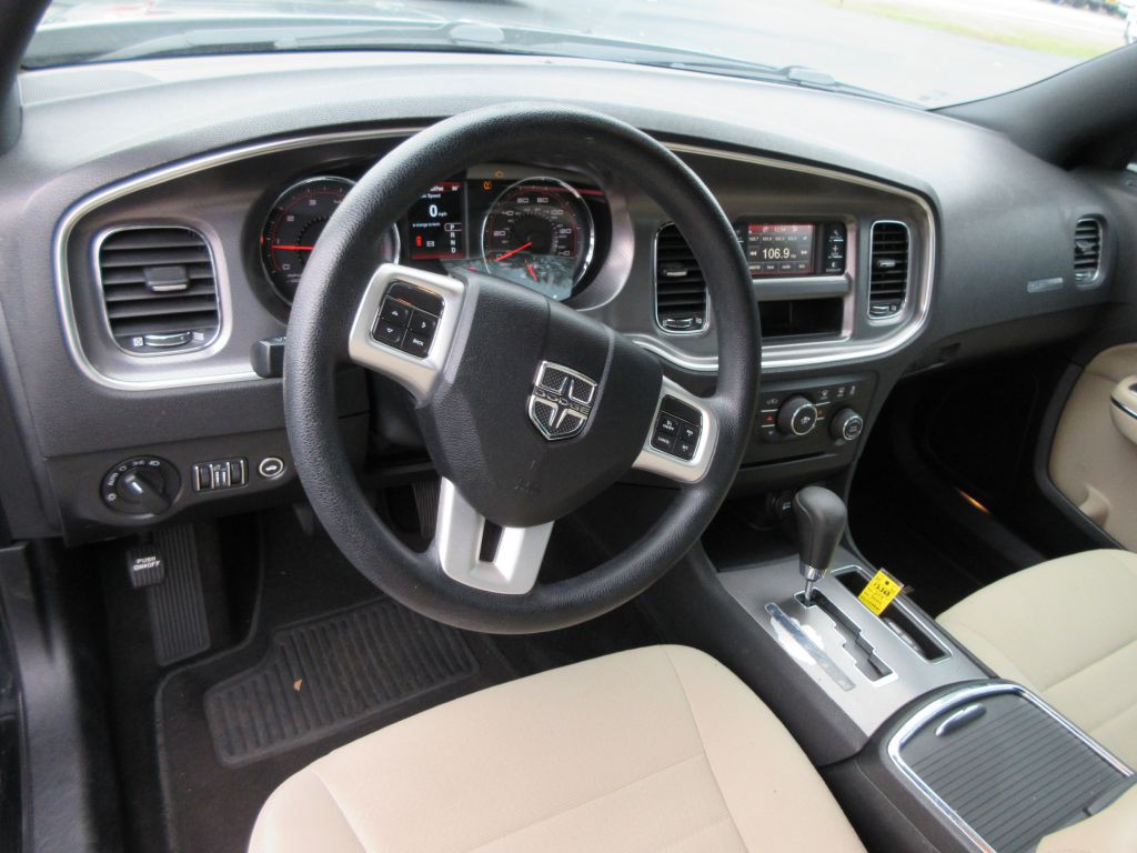 2013 Dodge Charger Image 7