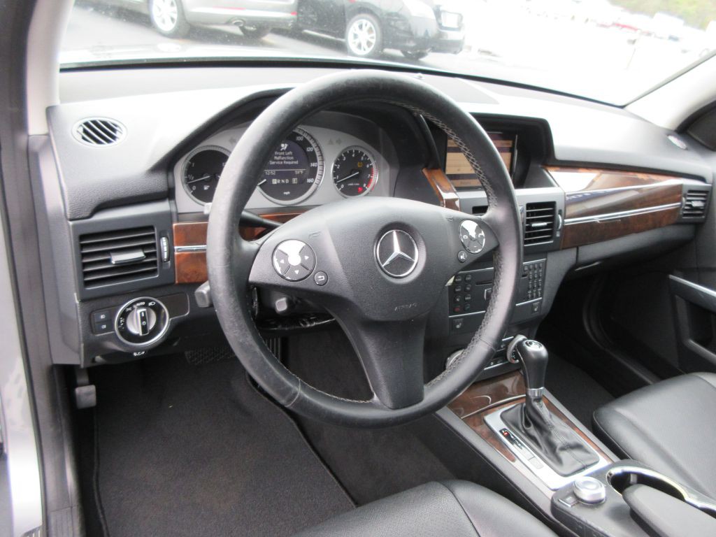 2012 Mercedes-Benz GLK-Class Image 7