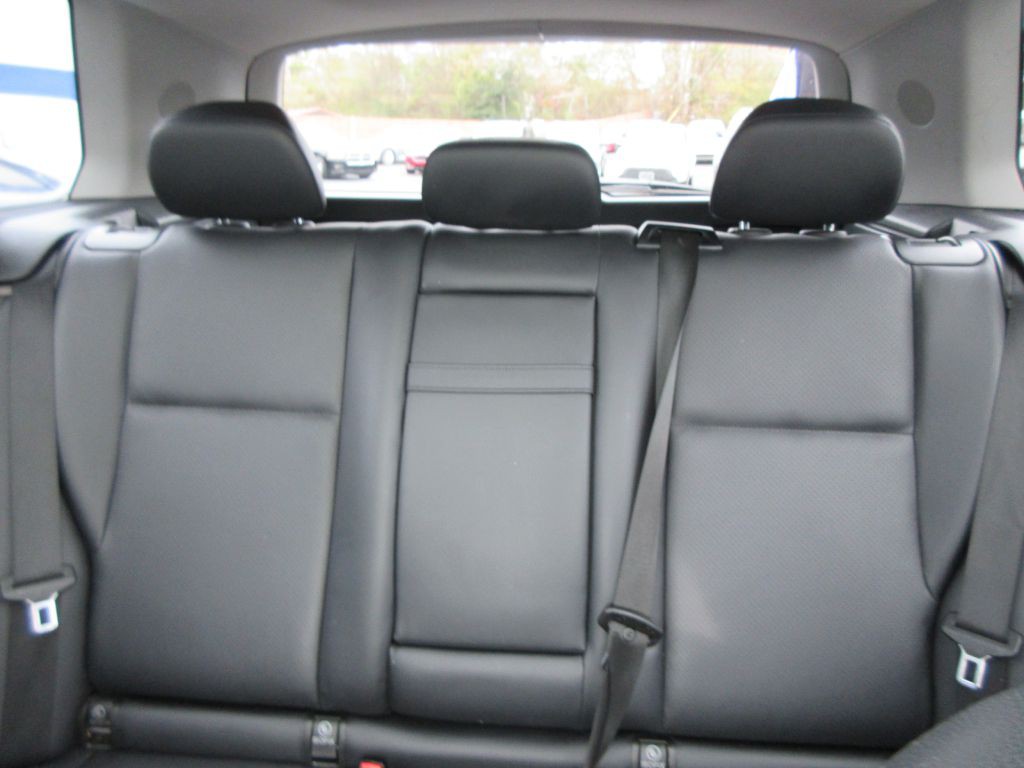 2012 Mercedes-Benz GLK-Class Image 13