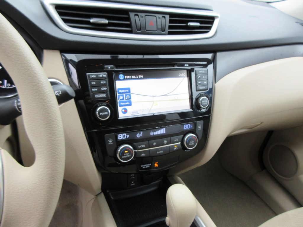 2014 Nissan Rogue Image 9