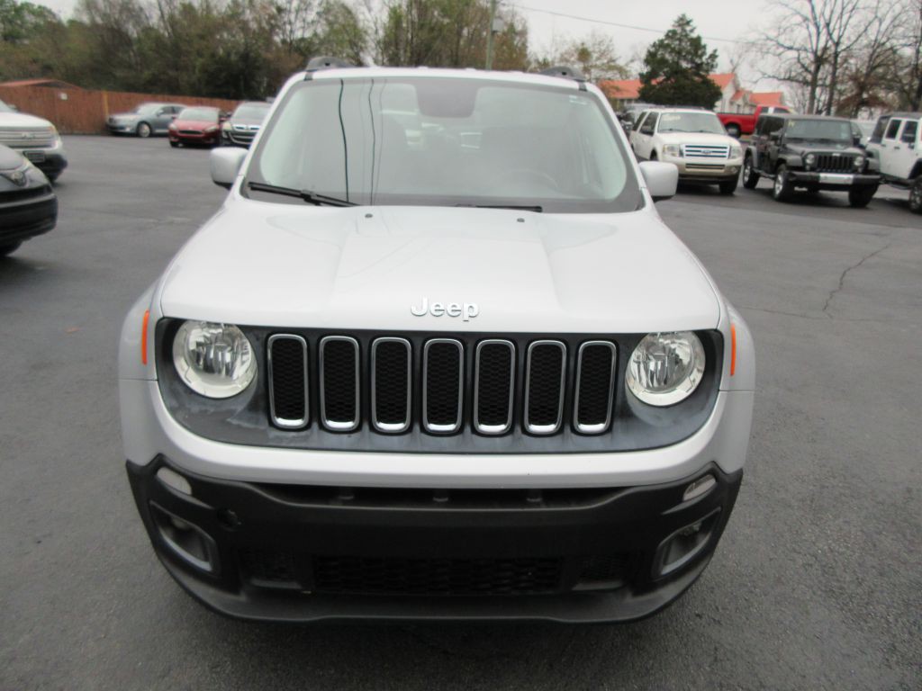 2015 Jeep Renegade Image 2