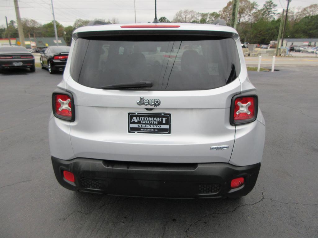 2015 Jeep Renegade Image 5