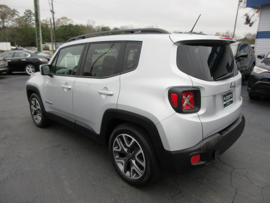 2015 Jeep Renegade Image 6