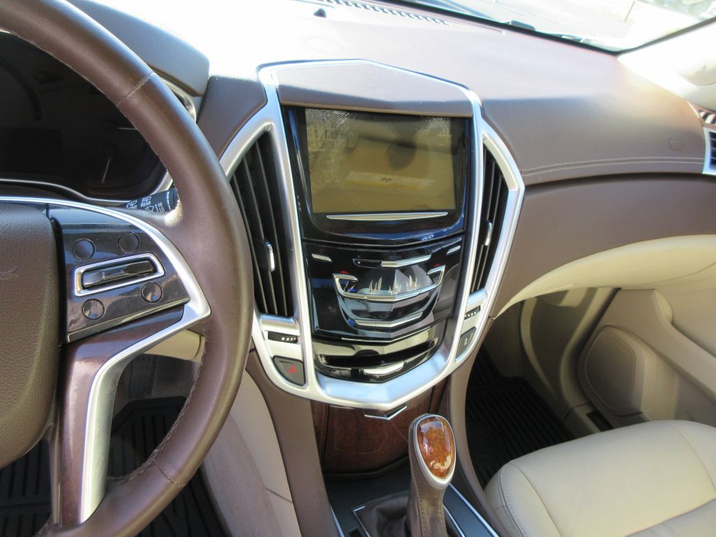 2016 Cadillac SRX Image 9