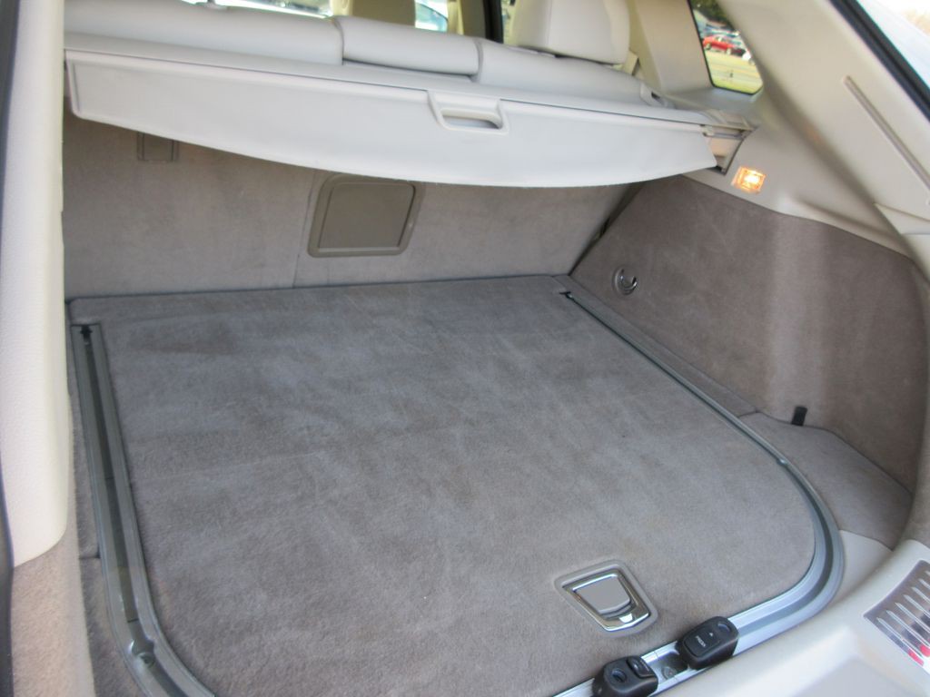 2016 Cadillac SRX Image 16