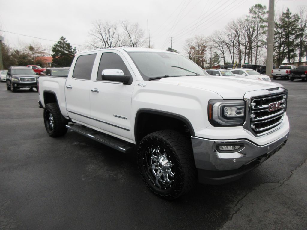 2018 GMC Sierra Image 3