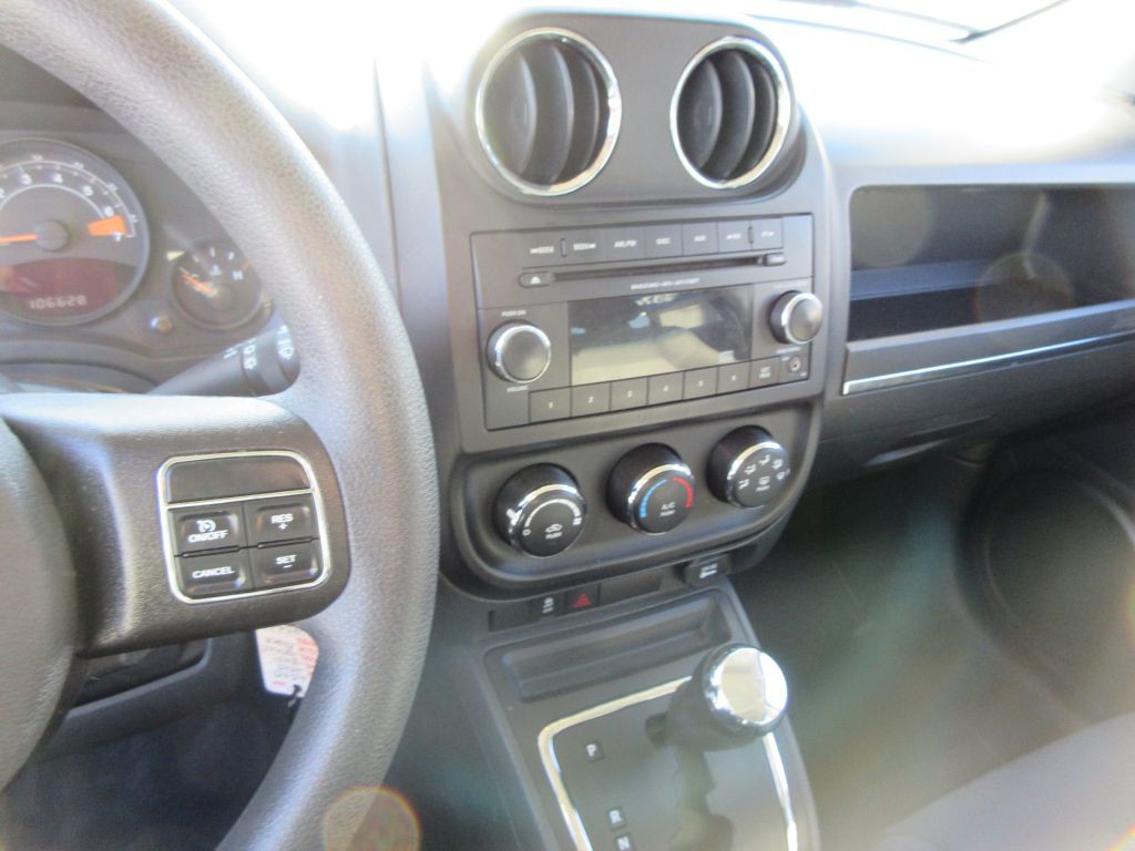 2015 Jeep Patriot Image 9