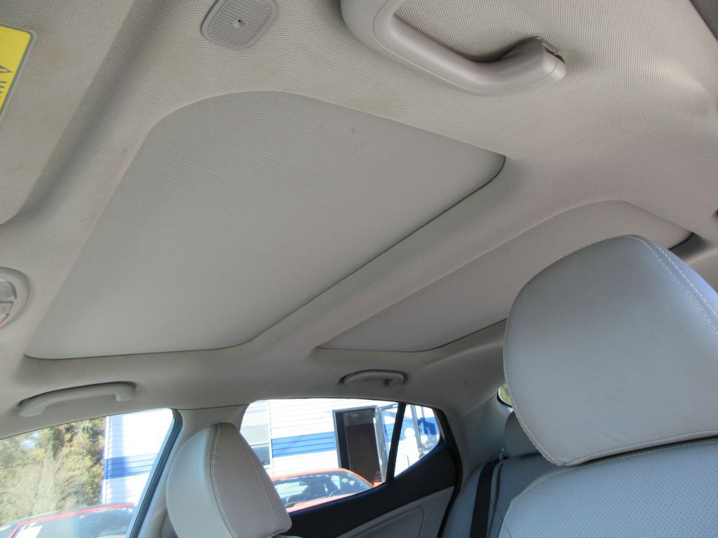 2012 Kia Optima Image 11