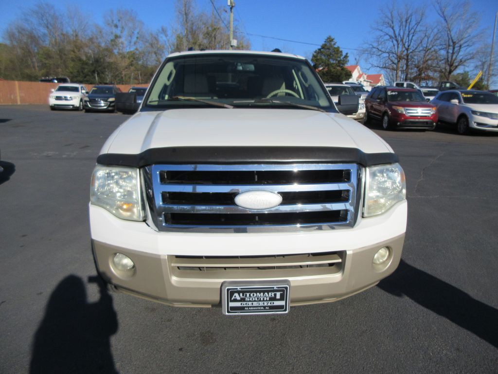 2008 Ford Expedition Image 2