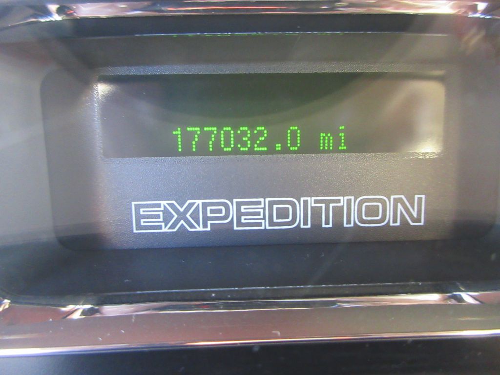 2008 Ford Expedition Image 8