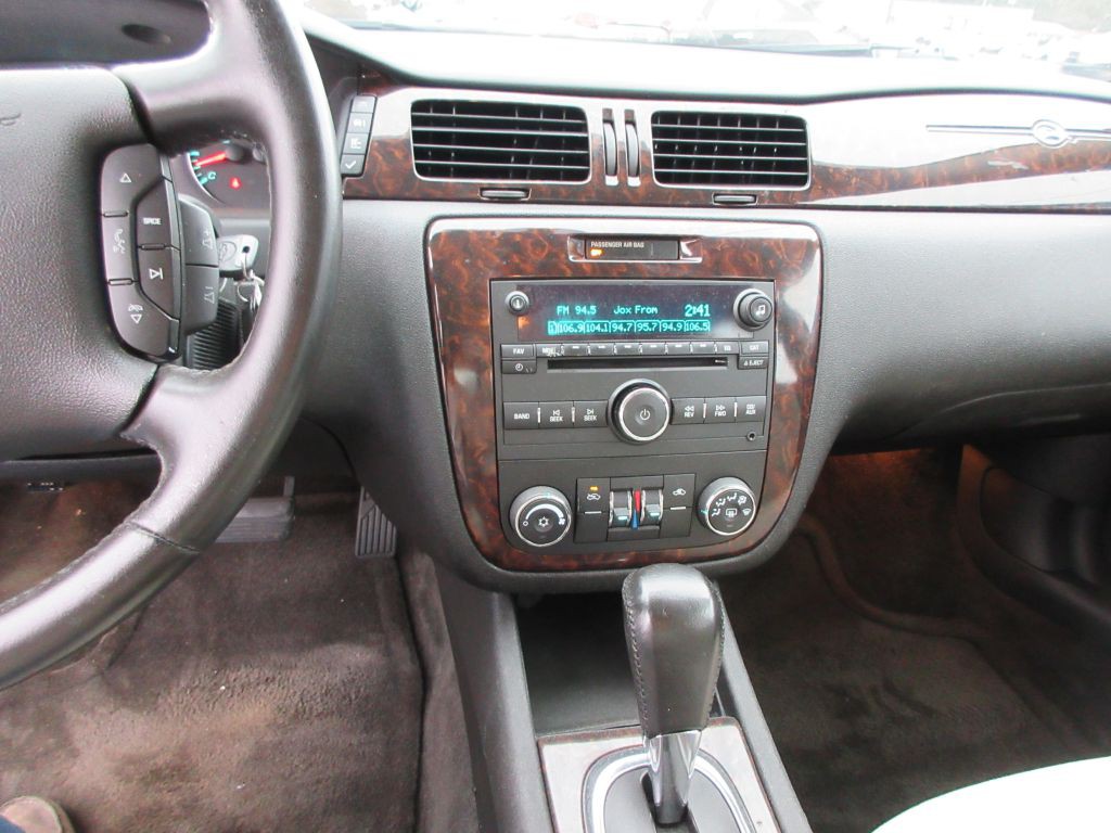 2012 Chevrolet Impala Image 9