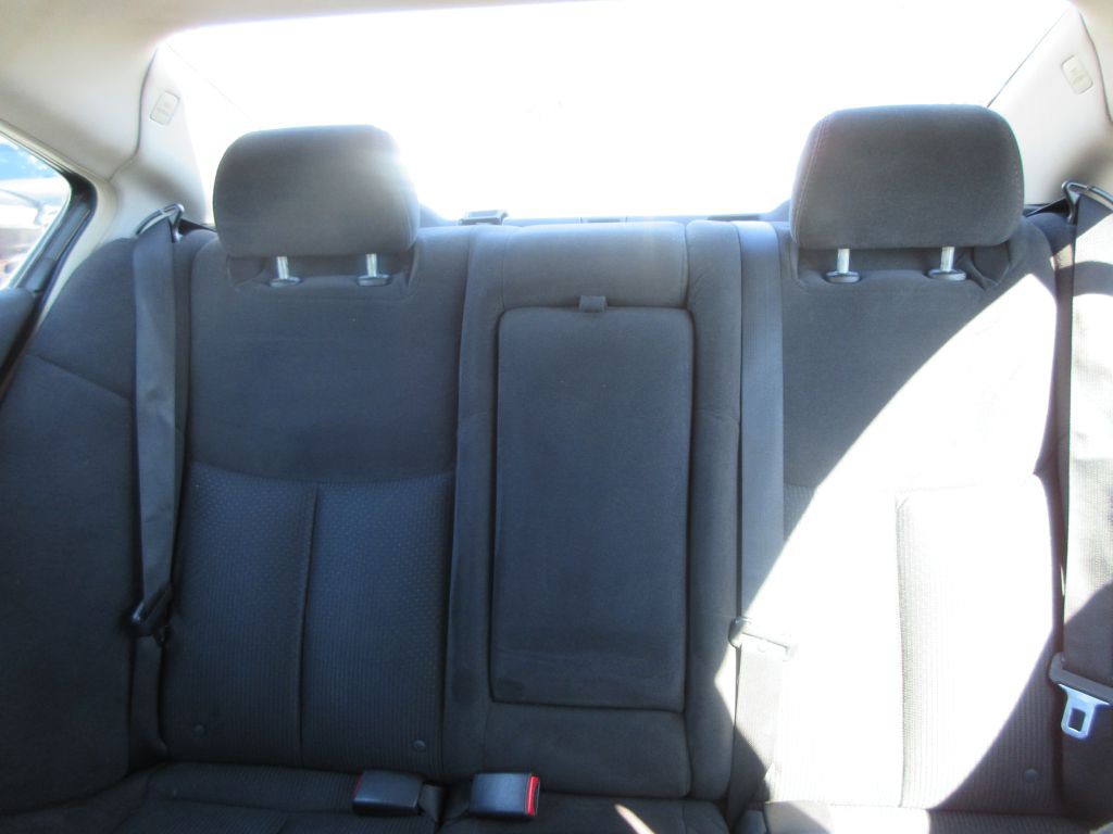 2012 Nissan Maxima Image 12