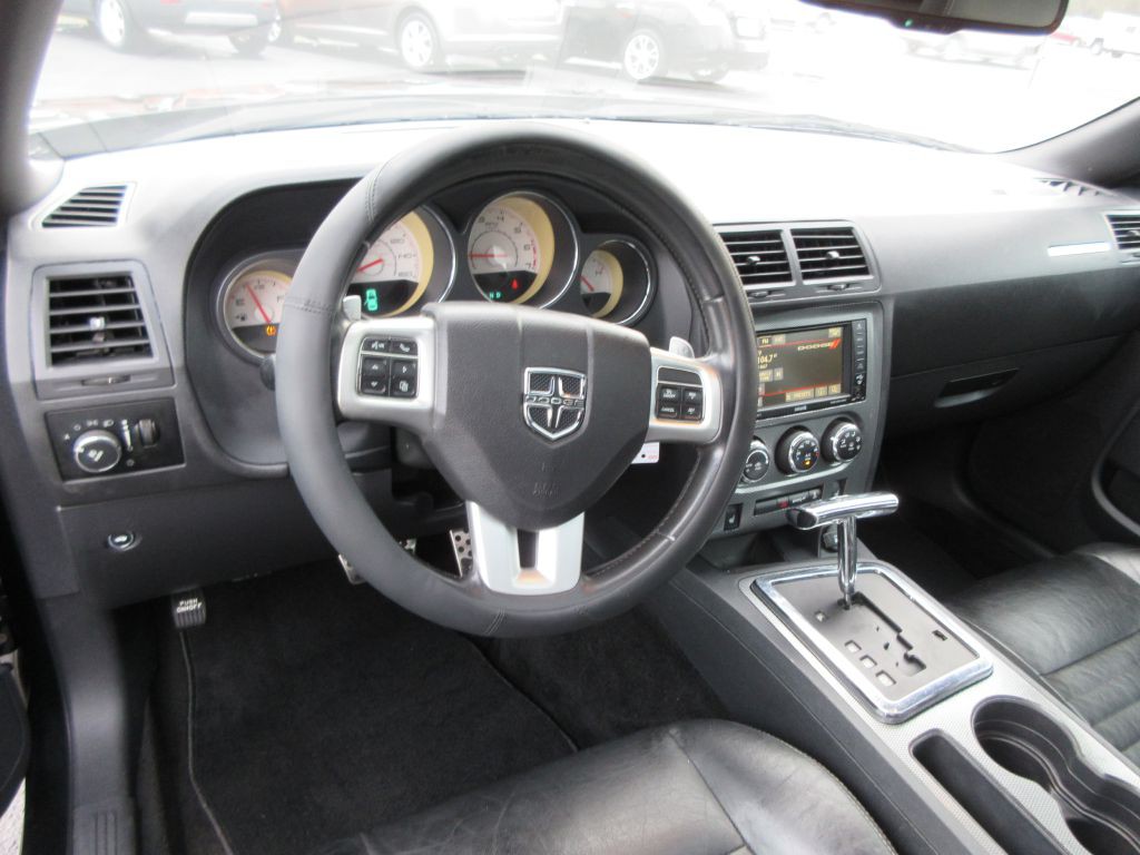 2013 Dodge Challenger Image 7