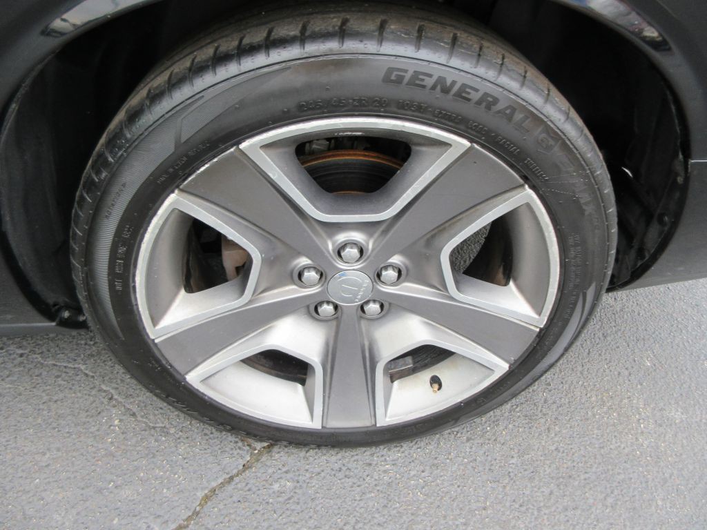 2013 Dodge Challenger Image 13