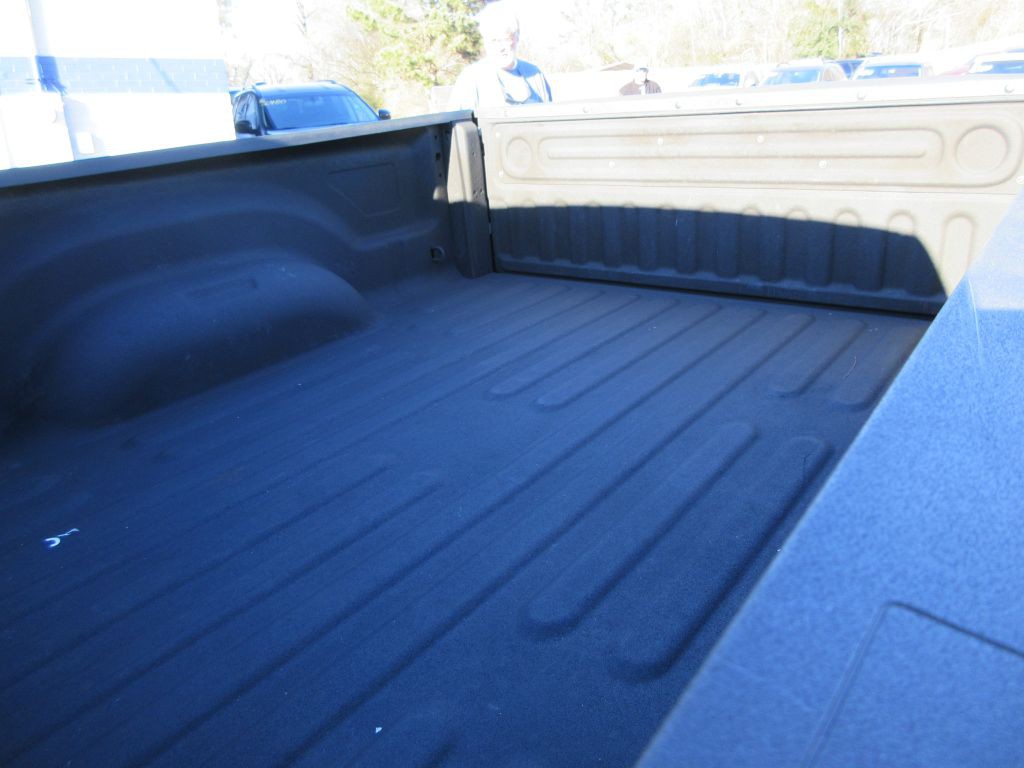 2017 RAM 1500 Image 7