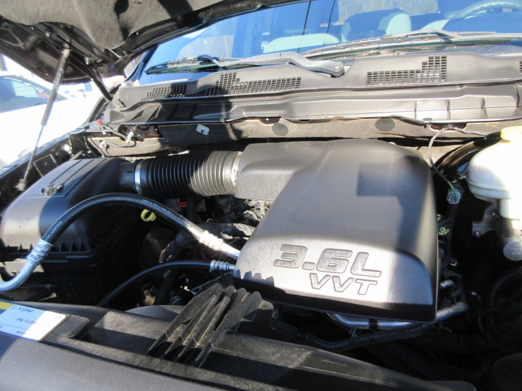 2017 RAM 1500 Image 16