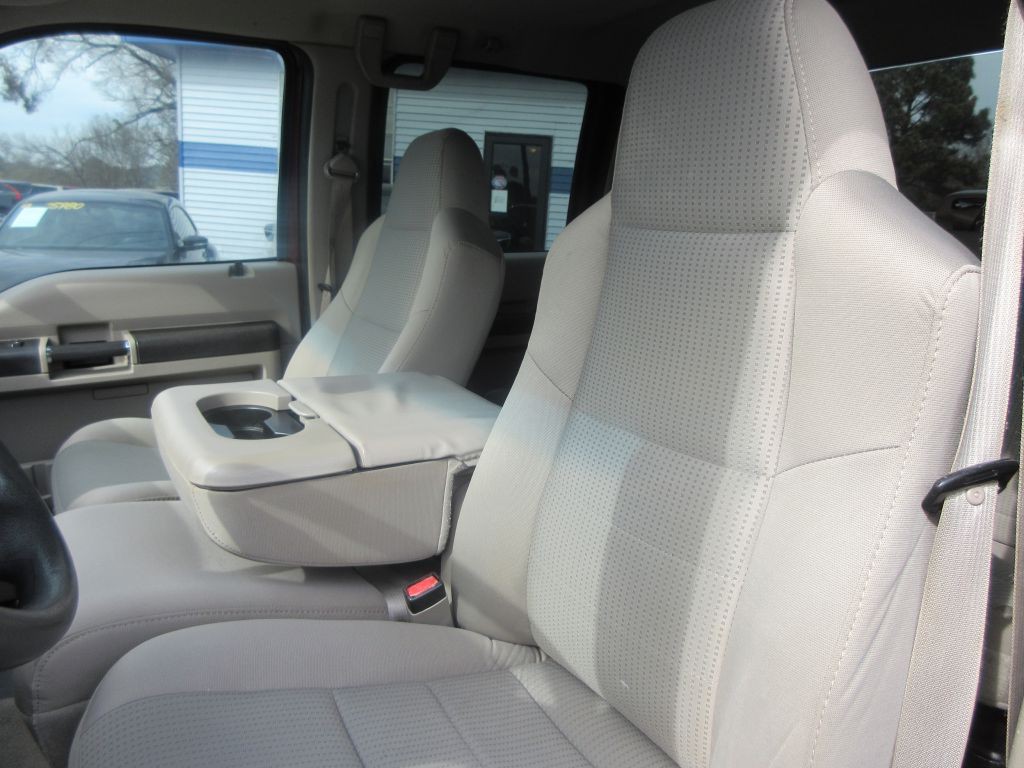 2008 Ford F-250 Image 12