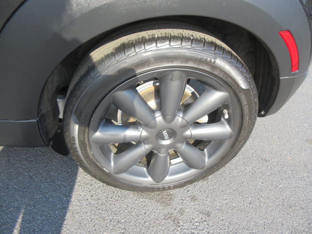 2014 MINI Cooper Image 15