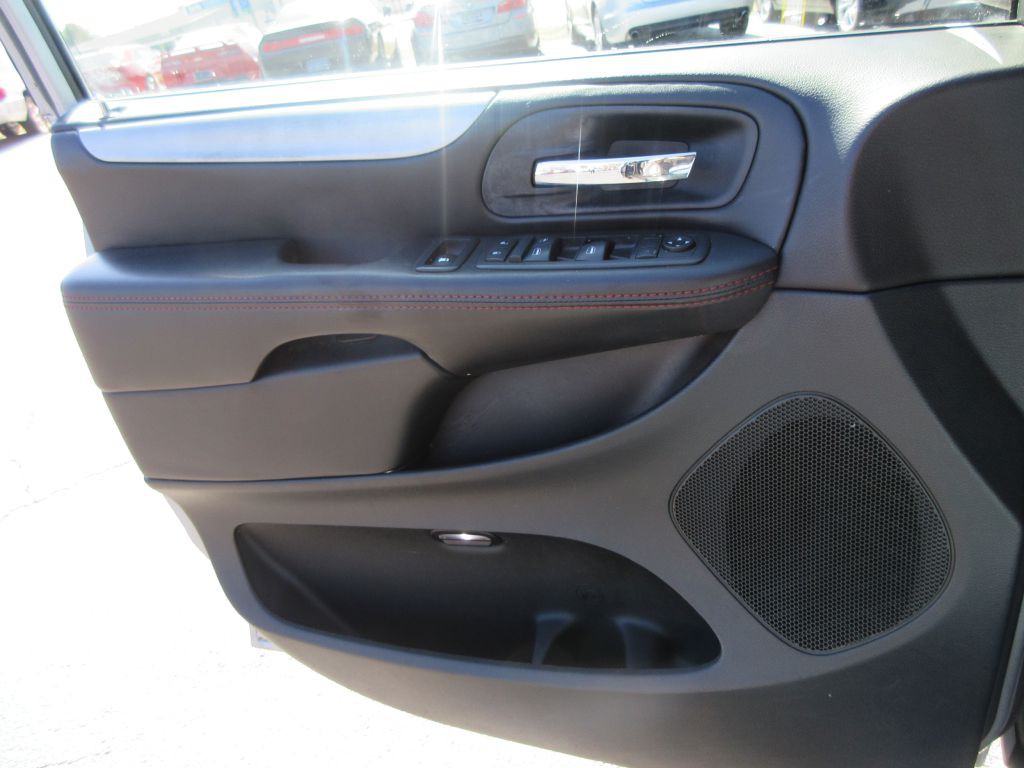 2018 Dodge Grand Caravan Image 10