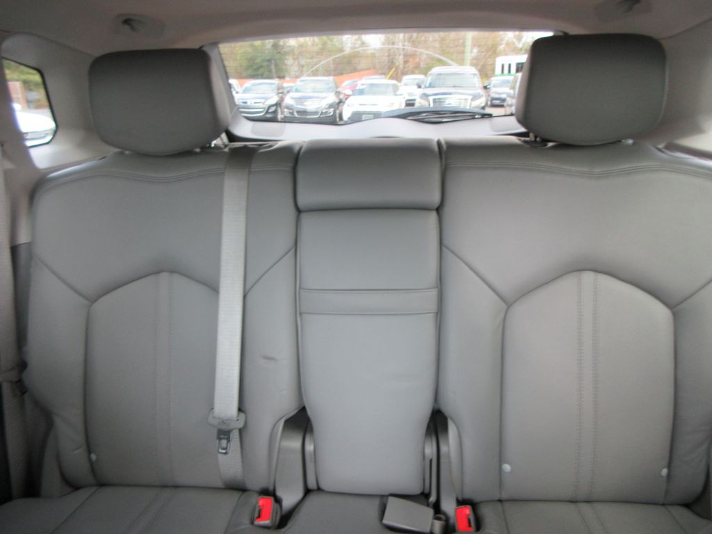 2012 Cadillac SRX Image 13