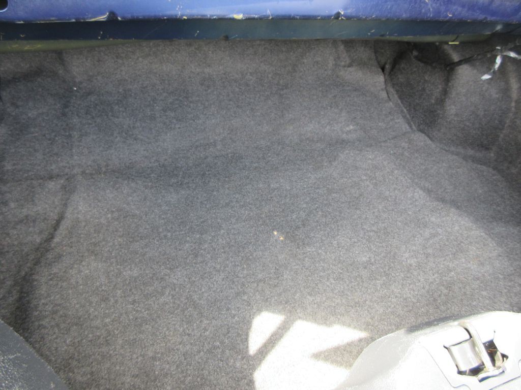 2010 Ford Mustang Image 15