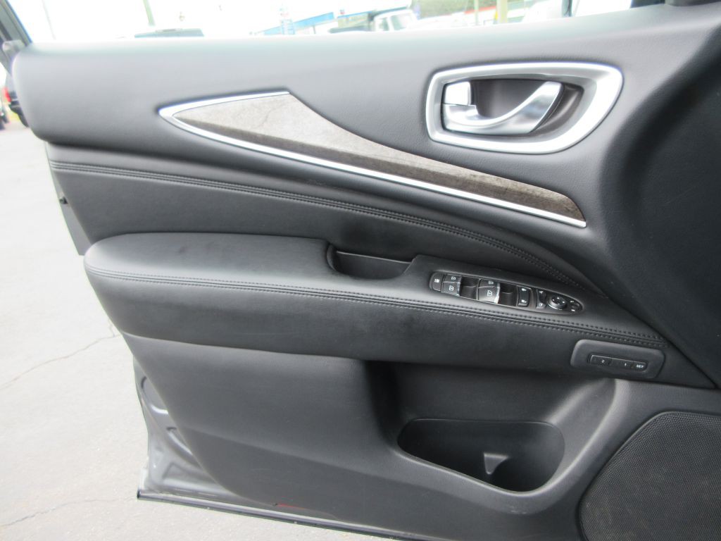 2015 INFINITI QX60 Image 10