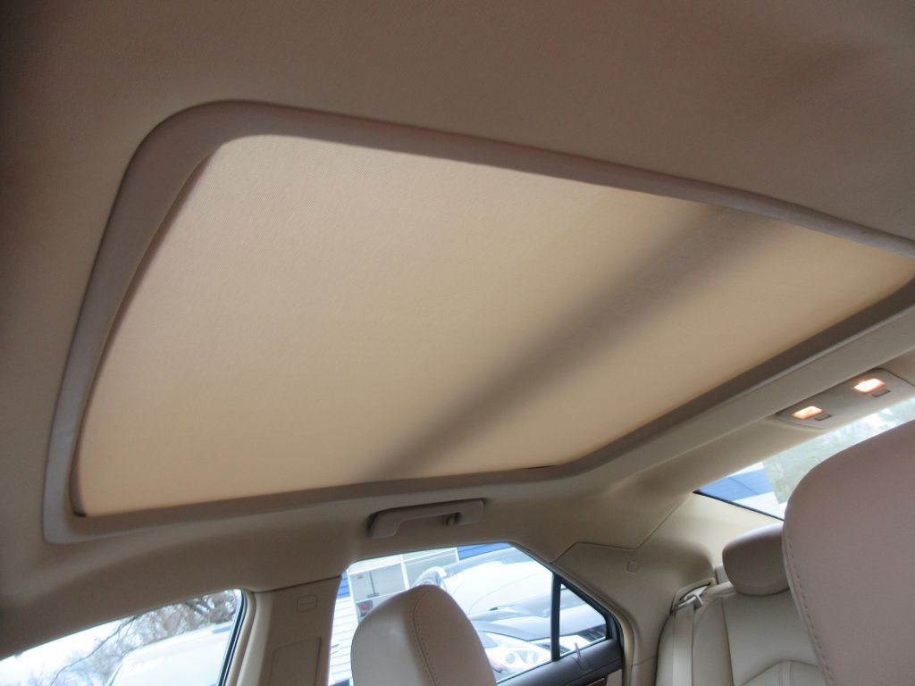 2011 Cadillac CTS Image 11