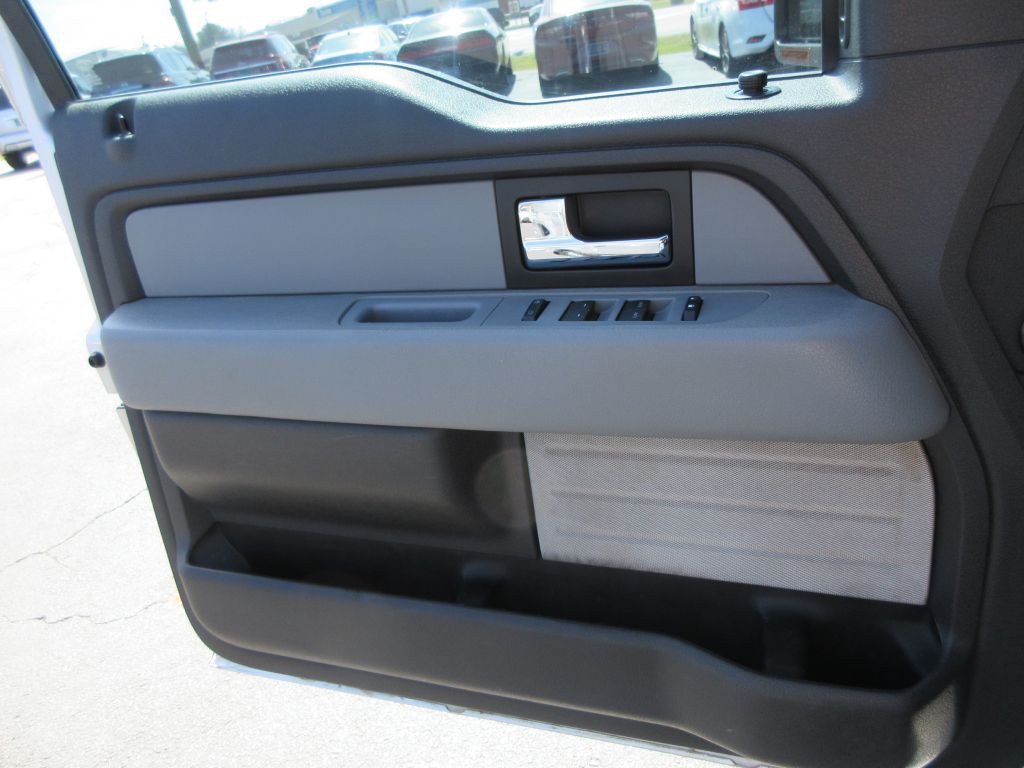 2014 Ford F-150 Image 11