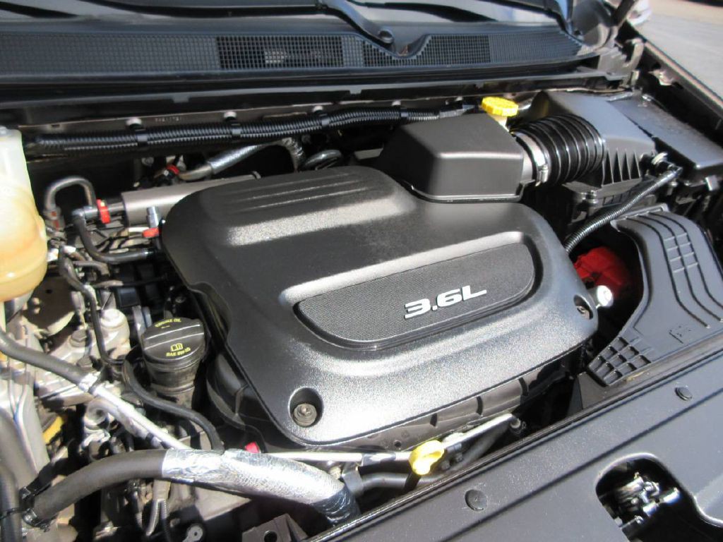 2018 Chrysler Pacifica Image 18