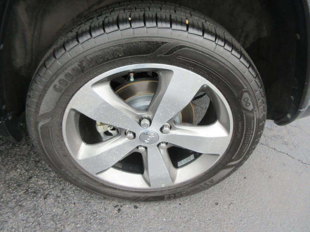 2015 Jeep Grand Cherokee Image 15