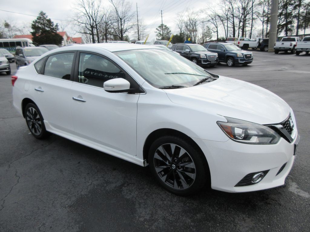 2017 Nissan Sentra Image 3