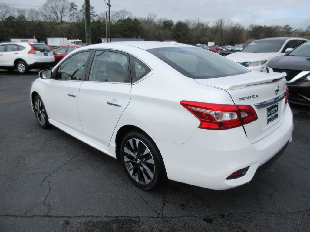 2017 Nissan Sentra Image 6
