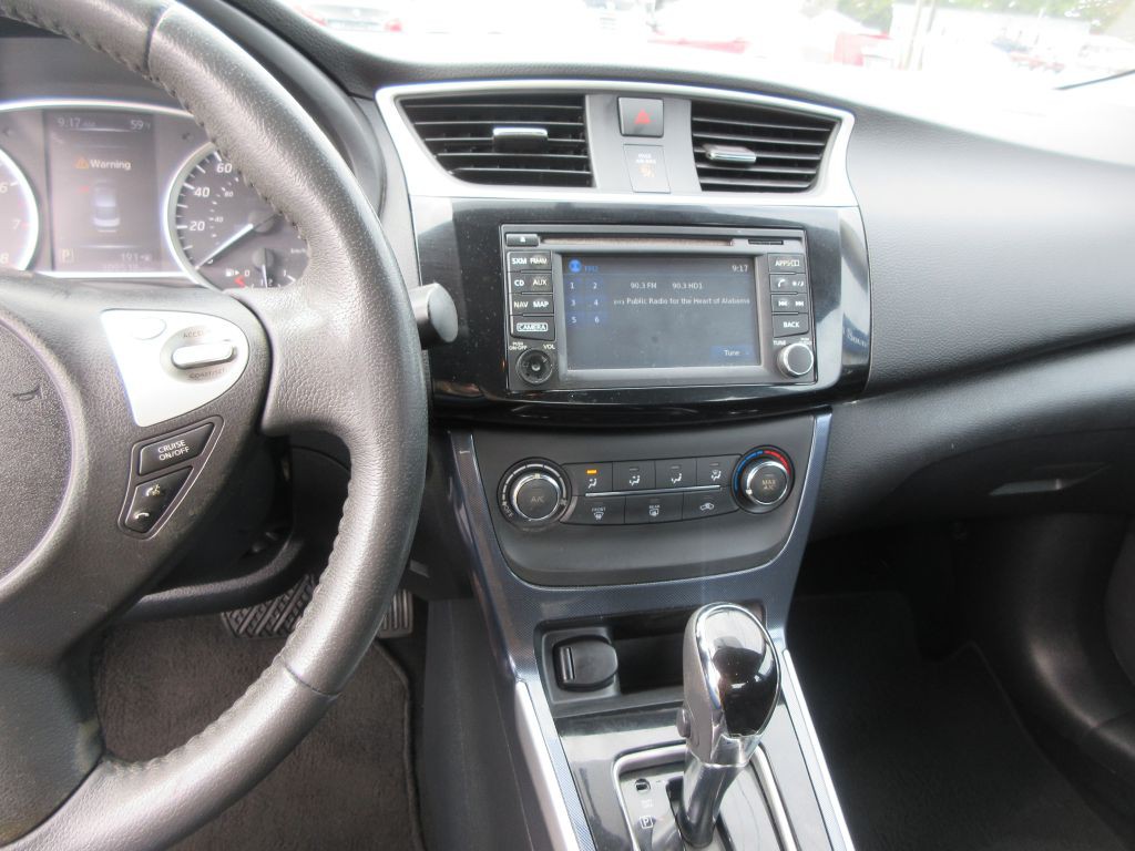 2017 Nissan Sentra Image 9