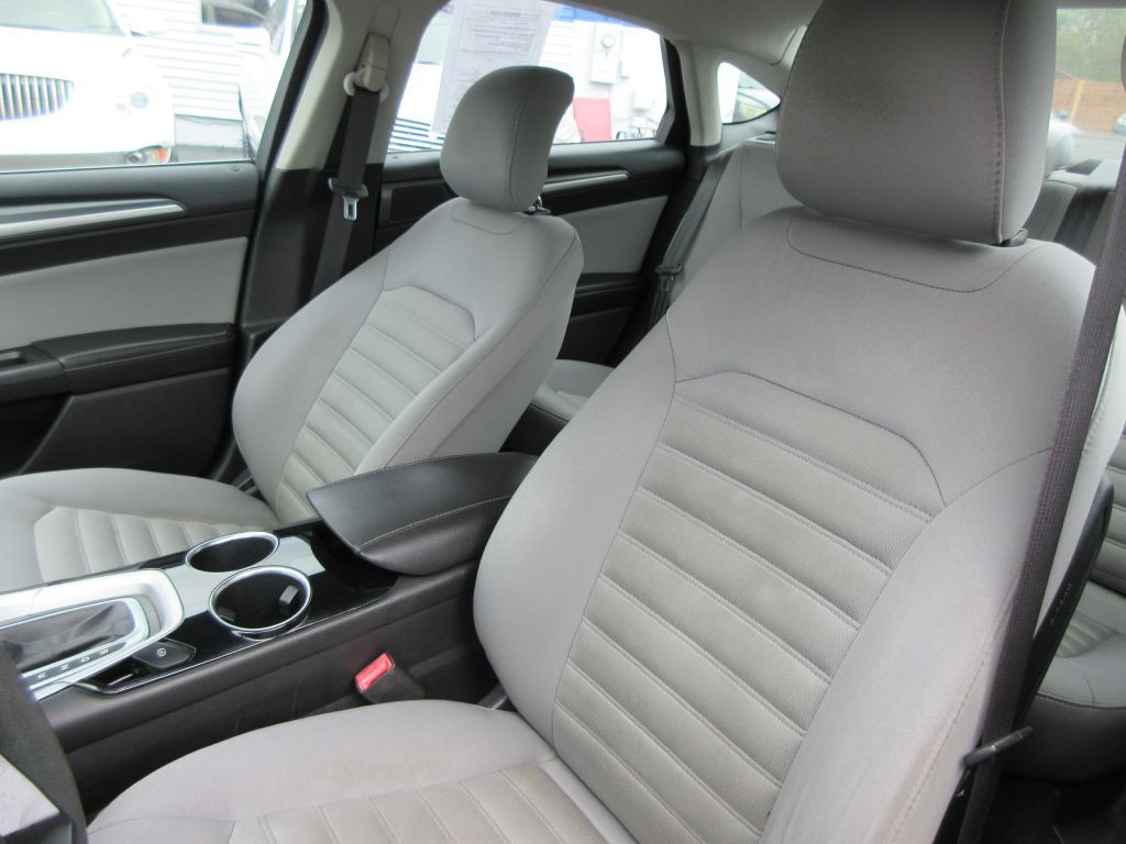 2013 Ford Fusion Image 11