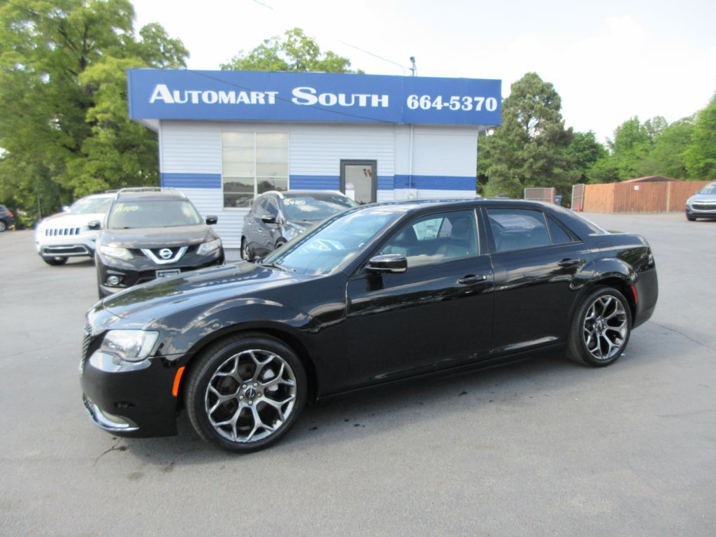 2015 Chrysler 300 Image 1
