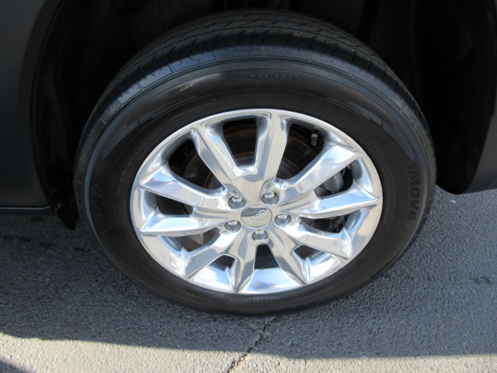 2015 Jeep Cherokee Image 15