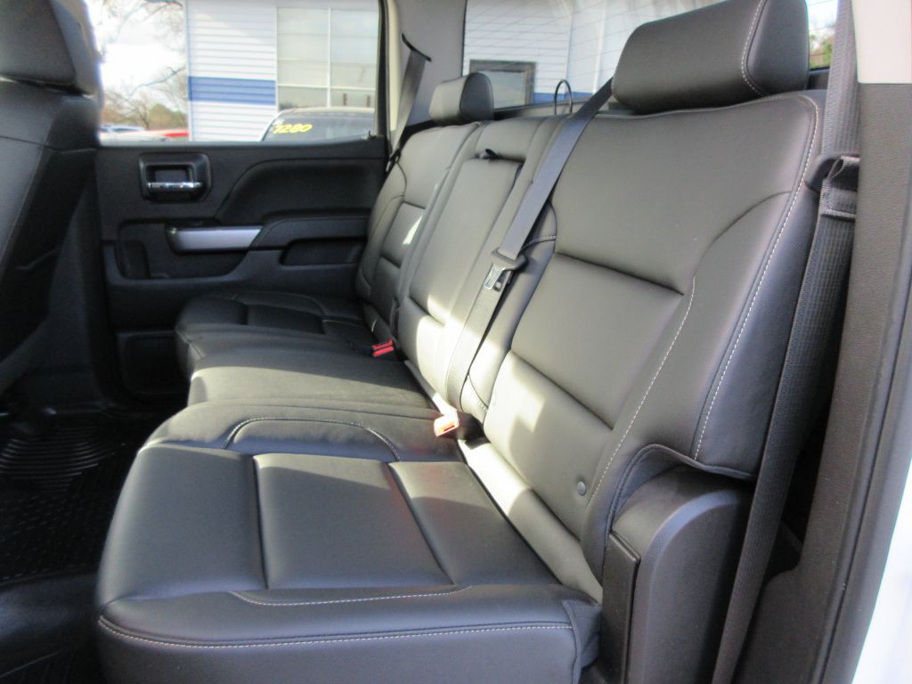 2018 Chevrolet Silverado 1500 Image 12