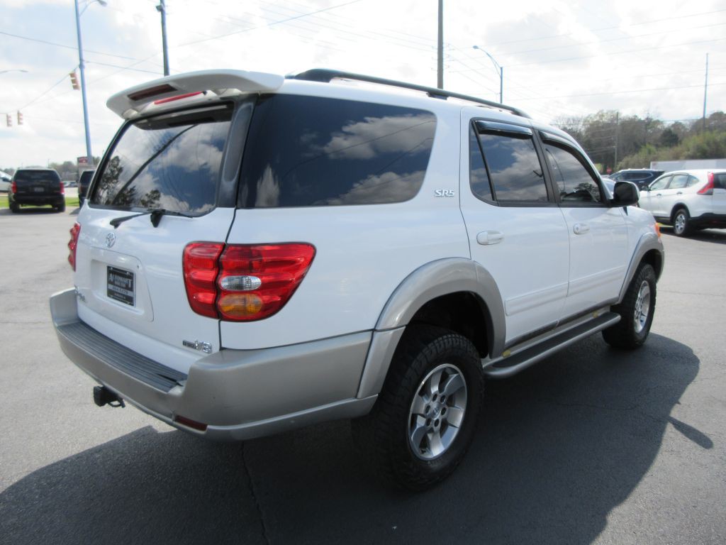 2002 Toyota Sequoia Image 4