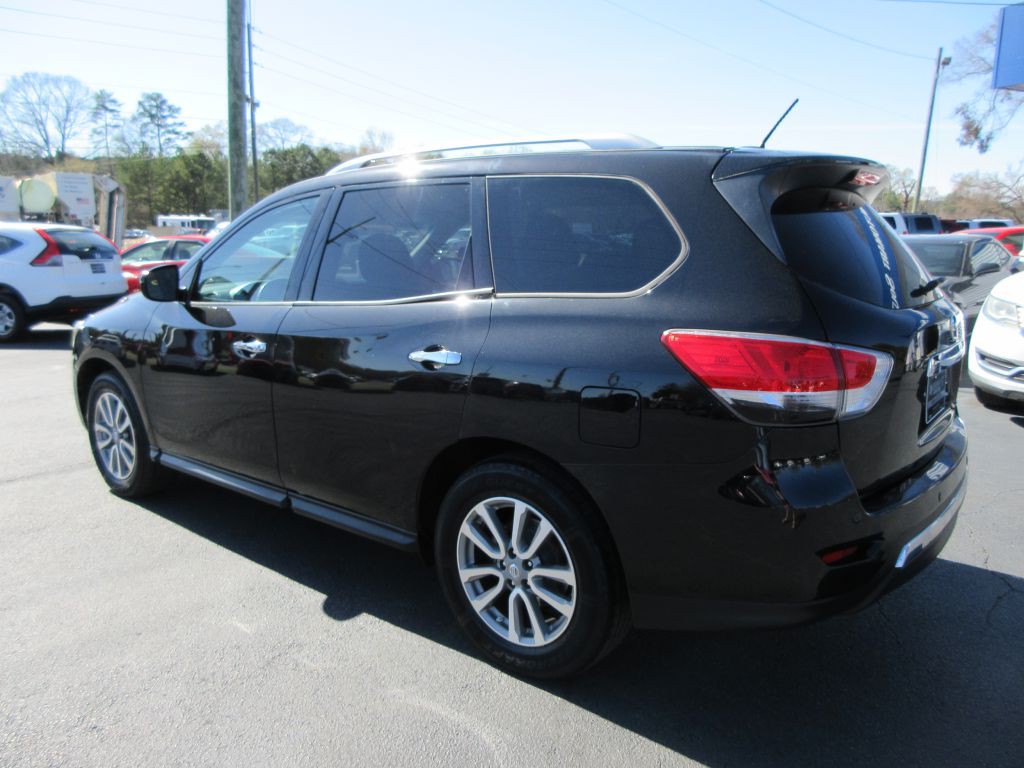 2016 Nissan Pathfinder Image 6