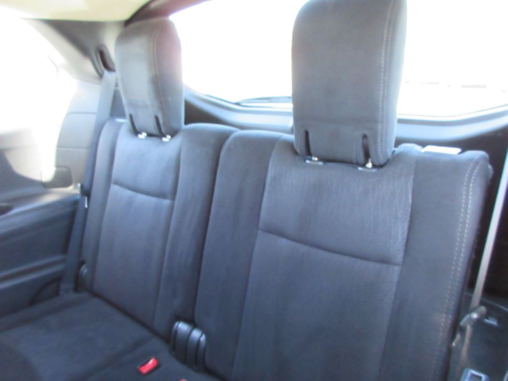 2016 Nissan Pathfinder Image 14