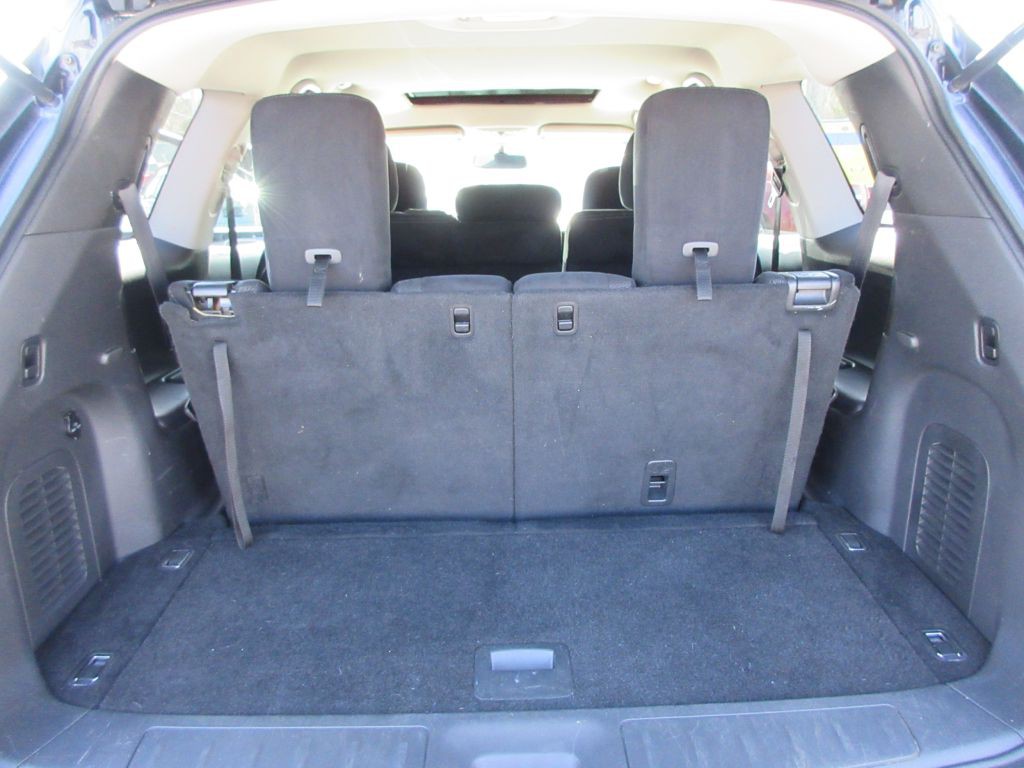 2016 Nissan Pathfinder Image 17