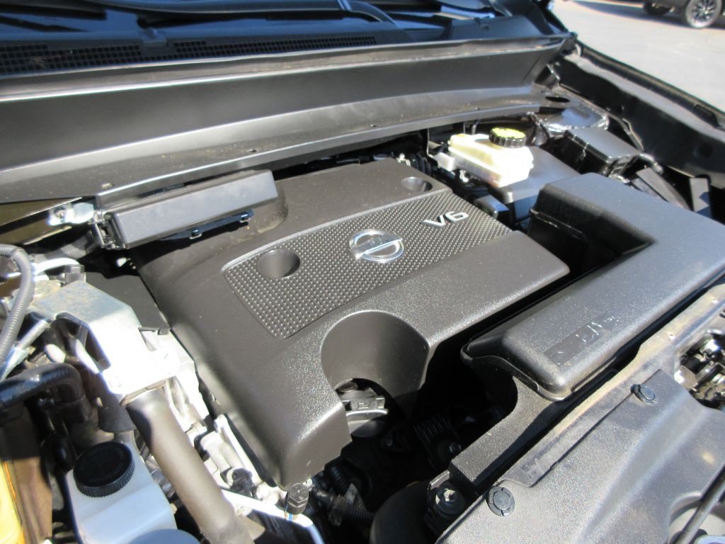 2016 Nissan Pathfinder Image 18