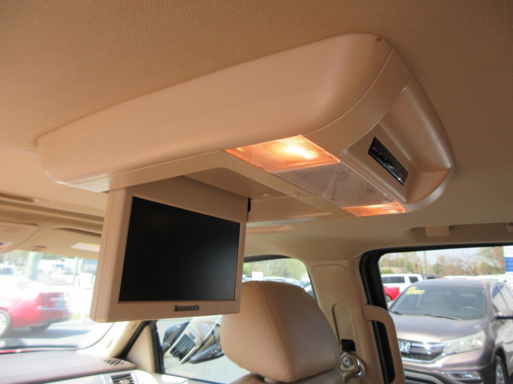 2014 Cadillac Escalade Image 15