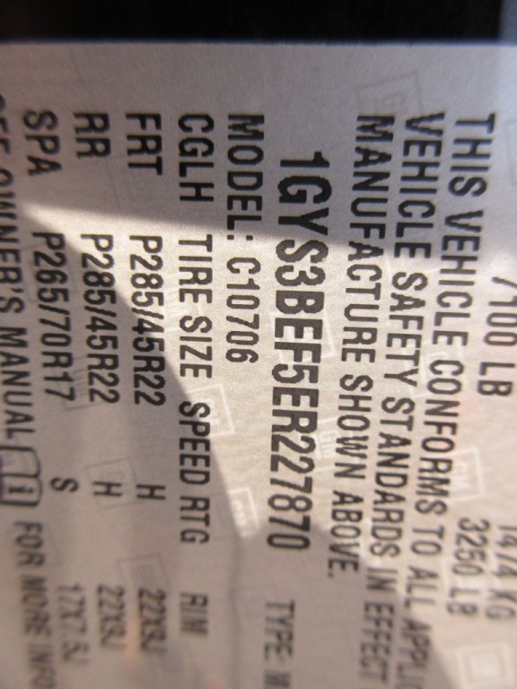 2014 Cadillac Escalade Image 16