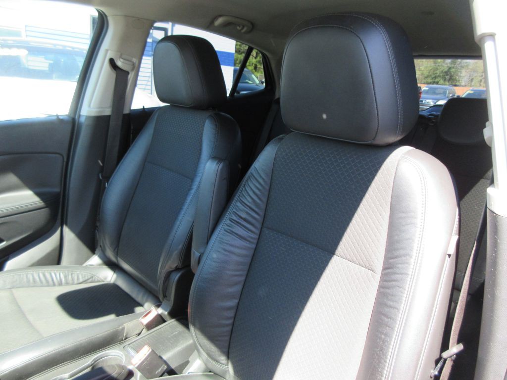 2017 Buick Enclave Image 11