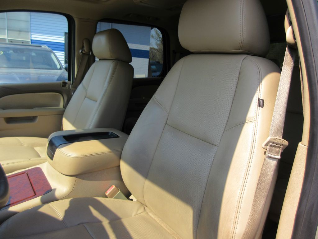 2013 Chevrolet Tahoe Image 12