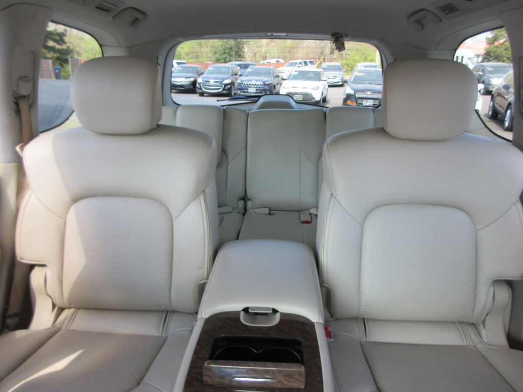 2015 INFINITI QX80 Image 13